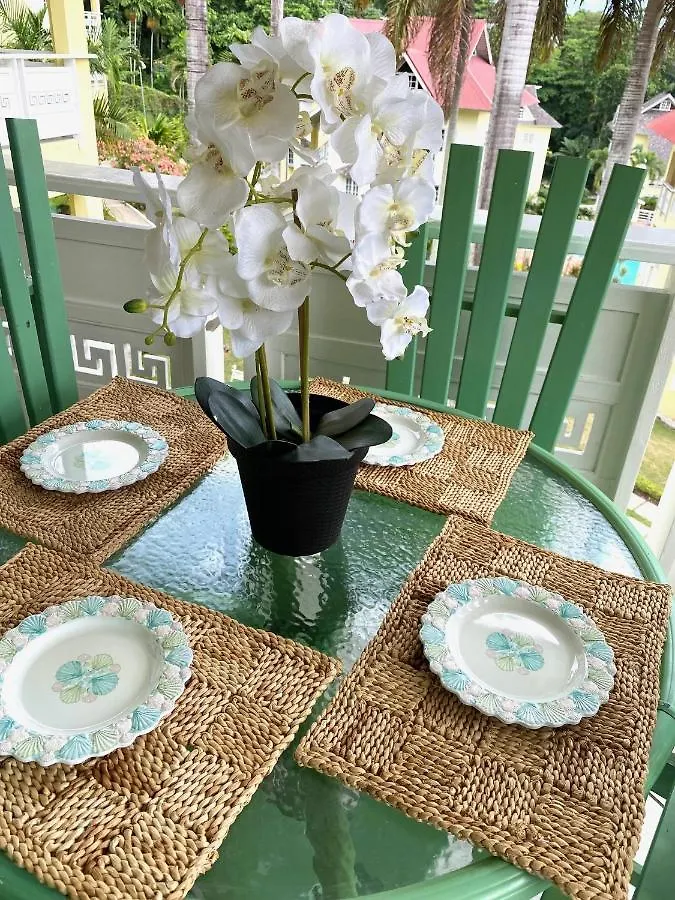 Serenity At Mystic Ridge Ocho Rios Apartment